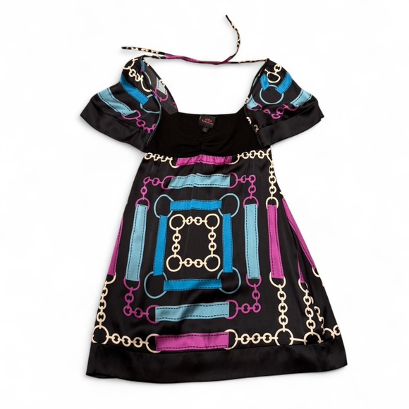 2B Bebe Dresses & Skirts - 2B Bebe - Chic Black and Purple Dress with fun abstract chain patterns